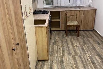 Inchiriez apartament 2 camere, zona Gorjului direct proprietar - 2