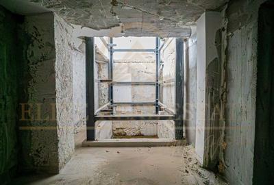 Bulevardul Mamaia - Oportunitate Unica de Investitie!! - 19