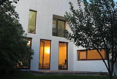 Apartament deosebit cu curte proprie si 2 locuri de parcare - 7