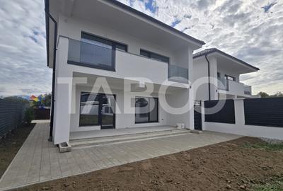 Casa de vanzare 4 camere 2 bai 380mp teren liber  2 parcari Selimbar - 1