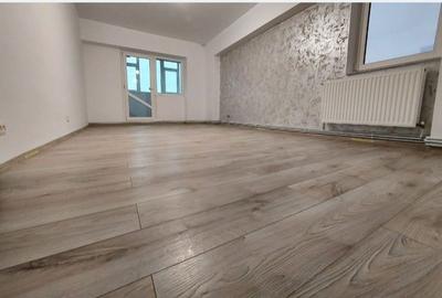 PACURARI KAUFLAND 3 CAMERE DECOMANDAT 84 MP ET.2 LIBER RENOVAT  COD 162579 - 1