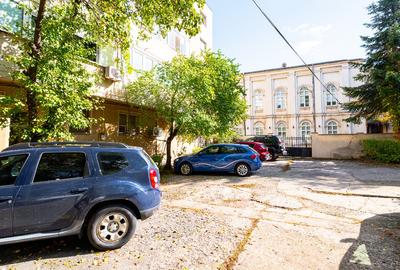 3 camere renovat, 80 mp, 2AC, centrala, loc parcare, curte interioara, Teatru TC - 15
