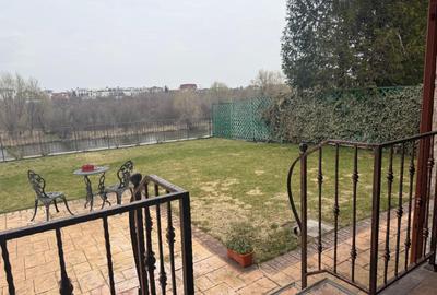 Casă cu 5 camere în Pipera