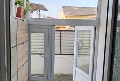 Casă cu curte și garaj de vânzare - 1