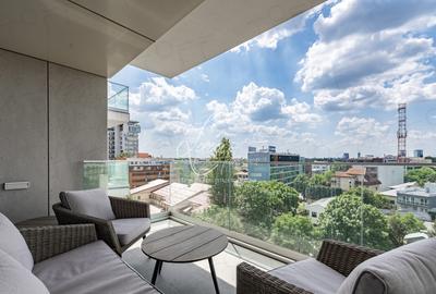 Apartament cu 3 camere semidecomandat, mobilat în Herăstrău