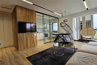 Apartament cu 2 camere semidecomandat, mobilat în Sopor