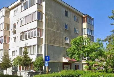 De vanzare apartament 2 camere decomandat Florilor - 1