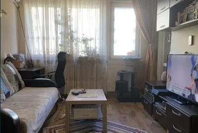 Apartament cu 3 camere semidecomandat în Camil Ressu