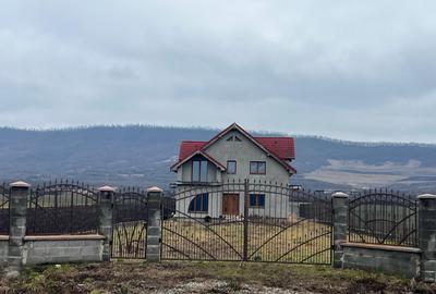 Casa Individuala, 230 mp, 2900 mp teren - 2