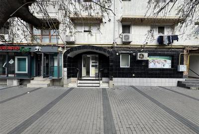 Spatiu Comercial Piata Moldovei Focsani - Fosta FARMACIE - 1