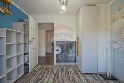 Comision 0 %! Apartament cu 4 camere de vânzare! Movilei - 20