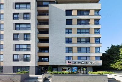 Apartament cu 3 camere semidecomandat în Aviației