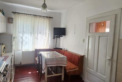 Casa S+P+pod, situata in Str. Vanatori nr.66 in Rasnov, 4 camere, teren 500 mp - 10