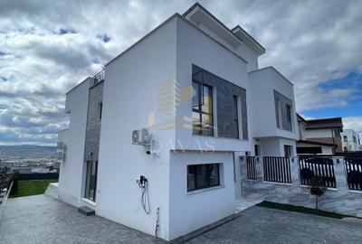 Casa de lux ultrafinisata | Jacuzzi | 4 camere | Terasa | View | Iris |Voronet - 1