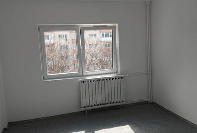 Vitan Mall strada Rarau - 13