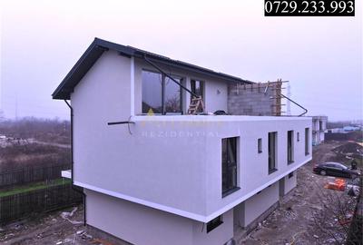 Casă cu 5 camere în Central