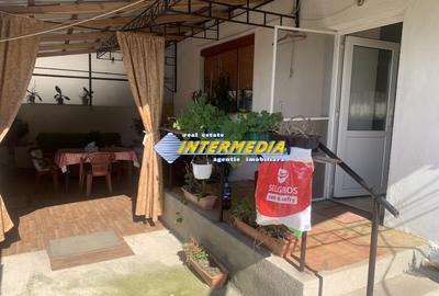 Casa de vanzare 5 camere teren aferent 1410 mp cu toate utilitatile zona Oarda - 10