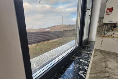 CASA 4 CAMERE, 2 BAI, 440 MP TEREN, MIROSLAVA - 17