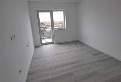 Apartament cu 3 camere, Ipotesti, 3c-4370 - 2