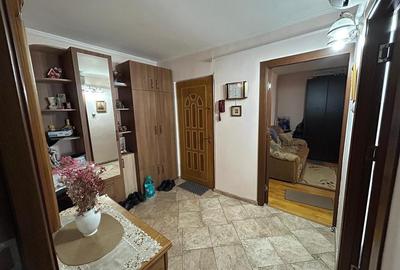 Apartament cu 2 camere de vanzare, 57mp, zona centrala, Piata Moldovei, Directia - 9