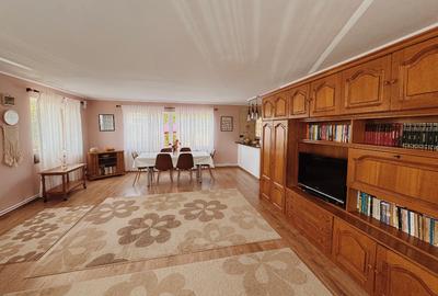 Vilă 4 camere cu teren 1.670 mp și livadă | Vălenii de Munte, Prahova - 2