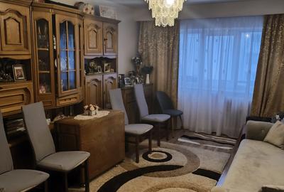 Apartament 2 camere, de vânzare, zona între lacuri, strada Tulcea,  etaj 3/4 - 4
