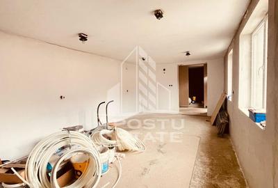 Casa “la gri” cu gradina, zona Calea Aurel Vlaicu - Bujac - 10