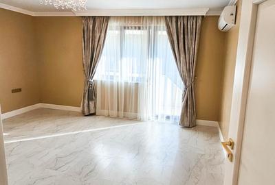 Casă superfinisată, complet mobilată, cu piscină încălzită – 5 camere, 5 băi - 17