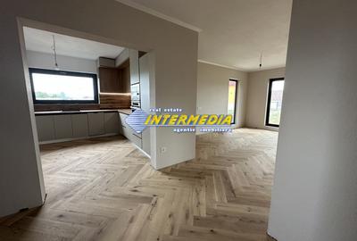 Casa Noua P+1 550 mp teren 3 bai 4 dormitoare Garaj Finisata intern mobila buc - 7