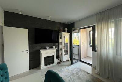 Apartament cu 3 camere decomandat, mobilat în Brâncoveanu