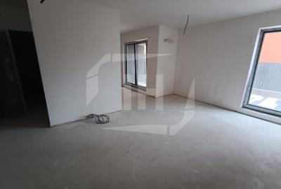 Apartament cu 2 camere semidecomandat în Între Lacuri