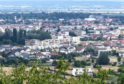 Teren Extravilan (11.464 mp),situat in Targu-Jiu, Str Ciresului - 8