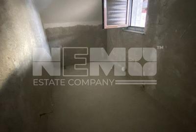 Casa de vanzare- Strada Alexandru Vlahuta - 13