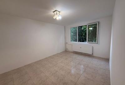 APARTAMENT 2 CAMERE DECOMANDAT ETAJ 1 VALEA OLTULUI METROU - 2