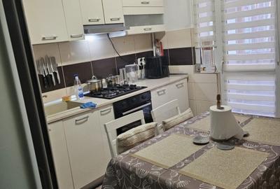 3 camere decomandat bloc 1986 zona Cug - 2
