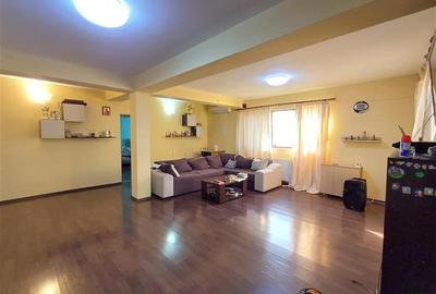 Casă individuală cu 5 camere în Domnești