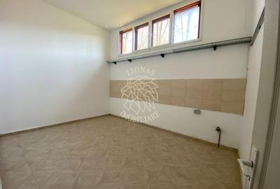 Spatiu Industrial/ Hala/ Depozit- 1200 mp- Peste Podul Budacului - 10