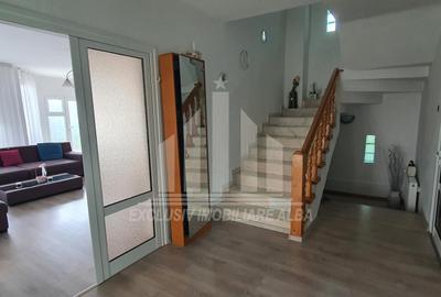 Casa individuala | 320 mp | 750 mp teren | Toate utilitatile | Cetate - 2