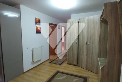 Apartament cu 3 camere decomandat, mobilat în Hipodrom 3