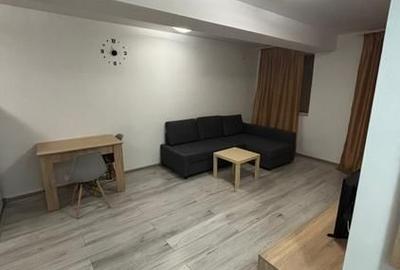 De inchiriat garsoniera , Liberty Centre - 1