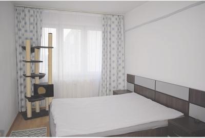 Apartament cu 2 camere decomandat în Titan