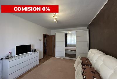 Apartament cu 4 camere decomandat în Dâmbovița