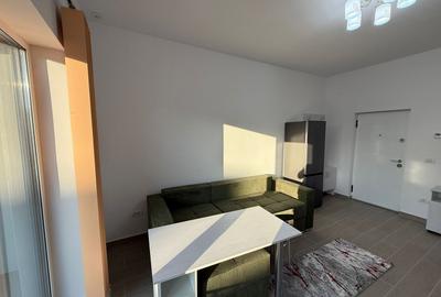 Apartament cu 2 camere semidecomandat, mobilat în Girocului