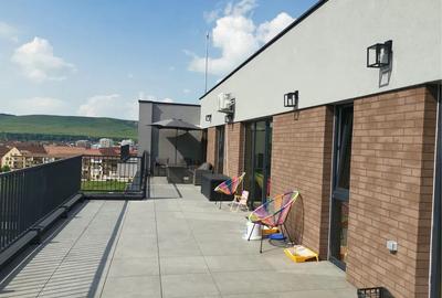 Apartament 4 camere, 105 mp + 50 mp terasa Floresti - 1