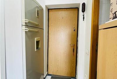 VANZARE GARSONIERA ZONA  MIRCEA VODA NERVA TRAIAN SECTOR 3 - 16