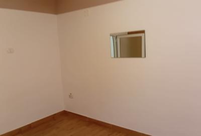 Inchiriez spatiu comercial central   Piata Mihai Viteazul - 12