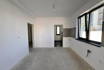 5 camere | Curte 220  mp  | metrou 15 min | util 155 | pod inalit - 15