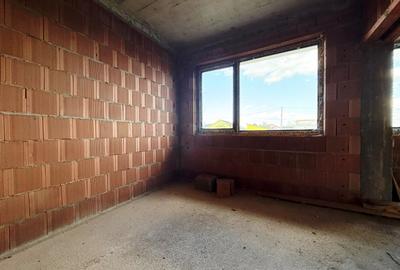 Casa noua cu etaj, teren 504 mp - Vladimirescu - 6