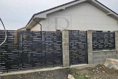 Duplex mobilat utilat - terasa 50 mp - perete dublu - bucatarie inchisa - 2