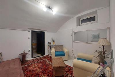 Apartament cu 2 camere si zona de dormit, ultracentral - 15